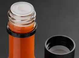 Glas Woozy-Flaschen für Chilisauce Deckel- und Dichtungsdetail