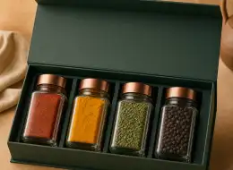 Geschenksets mit Gewürzgläsern Frontansicht für gewerbliche Verpackungsprojekte
